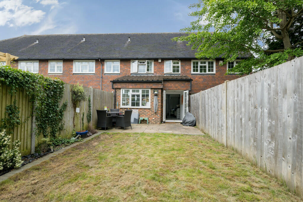 Additional property image - Cottage Field Close, Sidcup