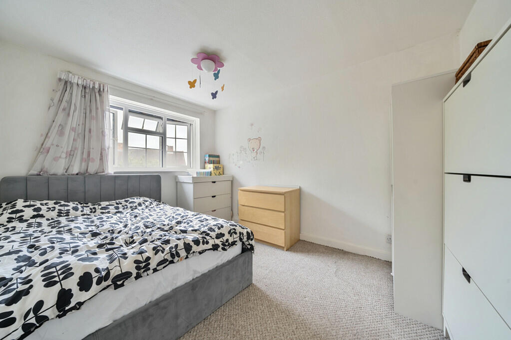 Additional property image - Cottage Field Close, Sidcup