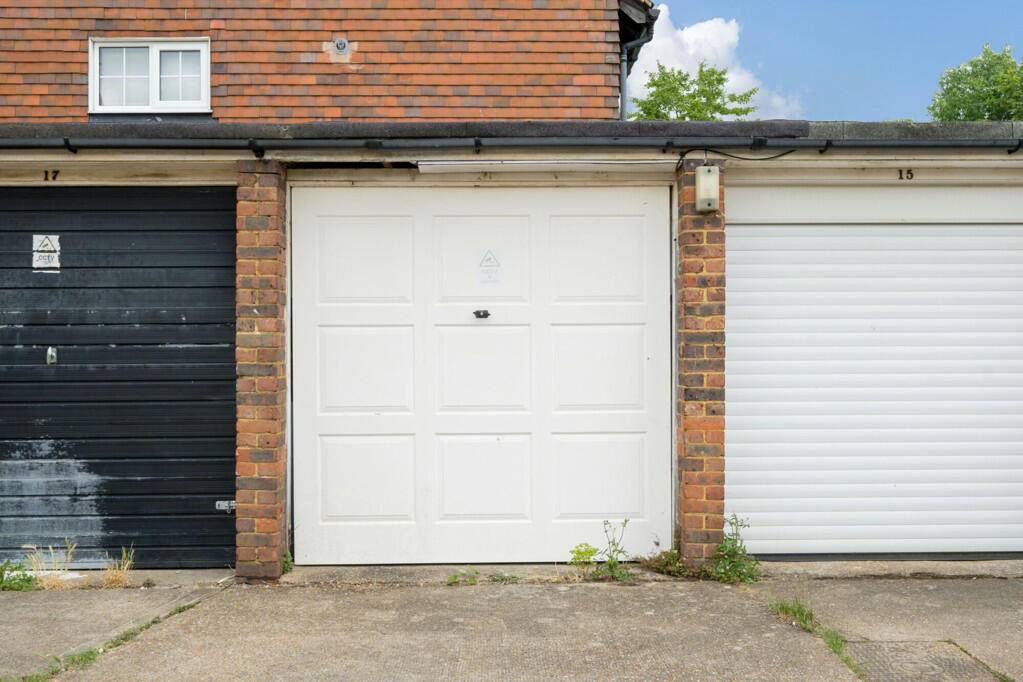 Additional property image - Cottage Field Close, Sidcup