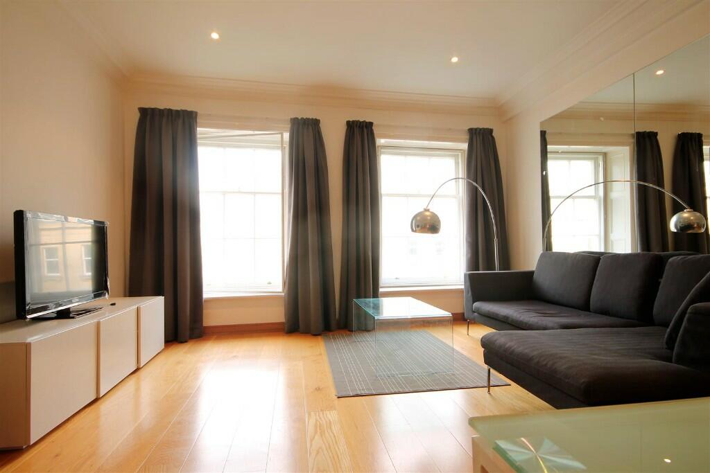2 bedroom flat for rent in (DUPLEX APARTMENT) Grainger Street, Newcastle Upon Tyne, NE1