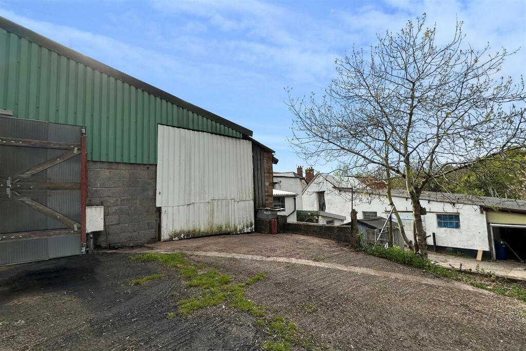 Main image of property: Exminster, Exeter