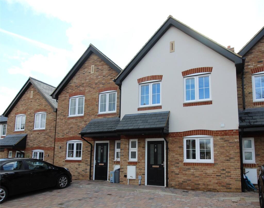 Main image of property: Montague Mews, Northchurch, Berkhamsted, HP4