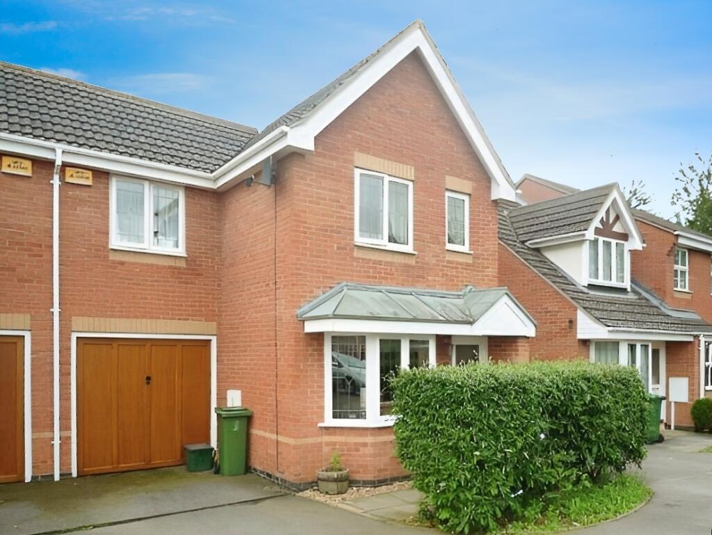 Main image of property: Moorhen Way, Buckingham, MK18