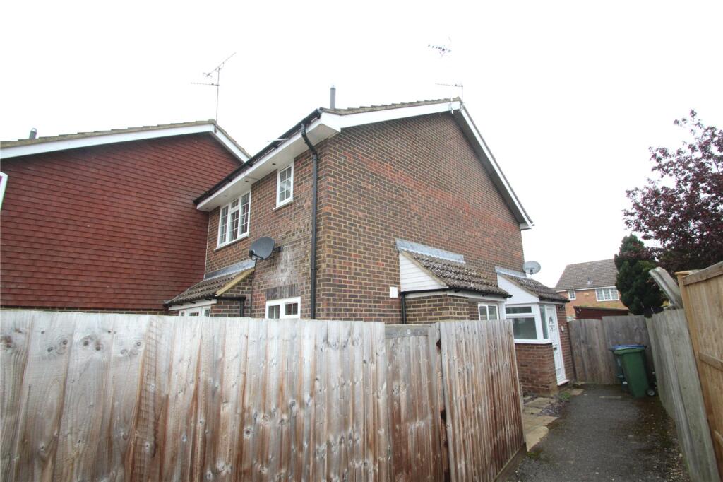 Main image of property: Campbell Close, Buckingham, MK18