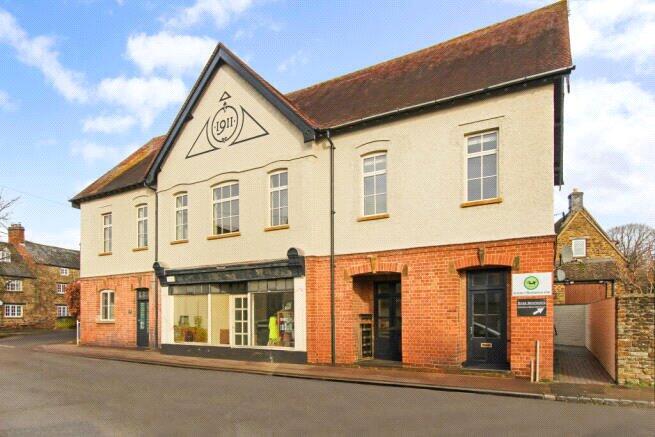 Main image of property: High Street, Middleton Cheney, Banbury, OX17