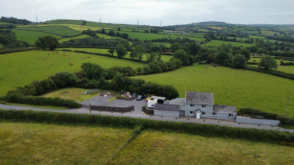 Main image of property:  Pontantwn, Kidwelly, SA17