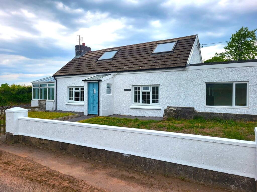 Main image of property: Llanddarog, Llanddarog, Carmarthen, SA32