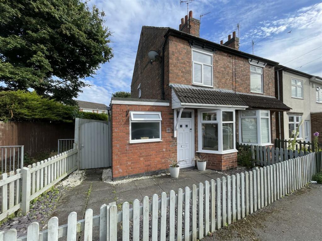 2 bedroom terraced house for sale in Stanton Road, Sapcote, Leicester, LE9