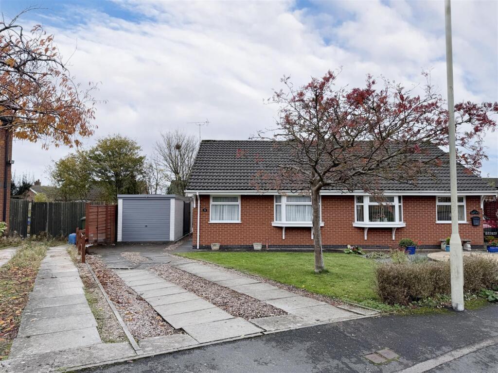 Main image of property: Woodhouse Road, Narborough, Leicester