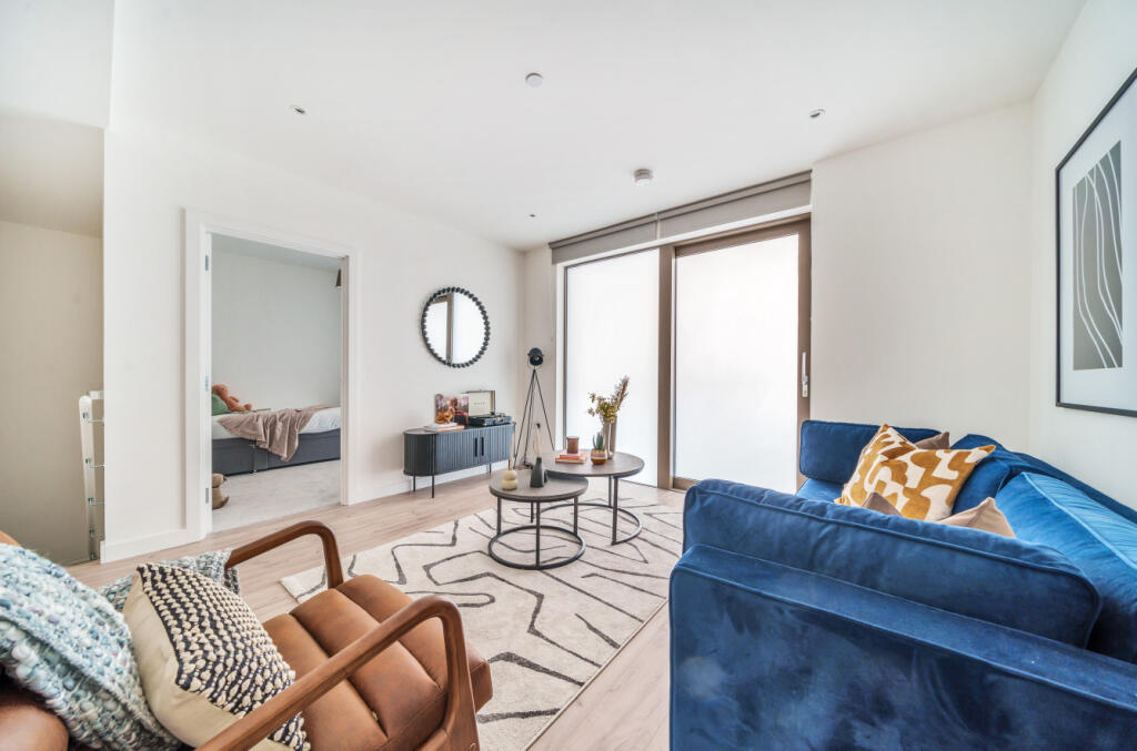 Main image of property: 3 Bed Duplex, Ashtead on Carrack Mews in Gallions Reach