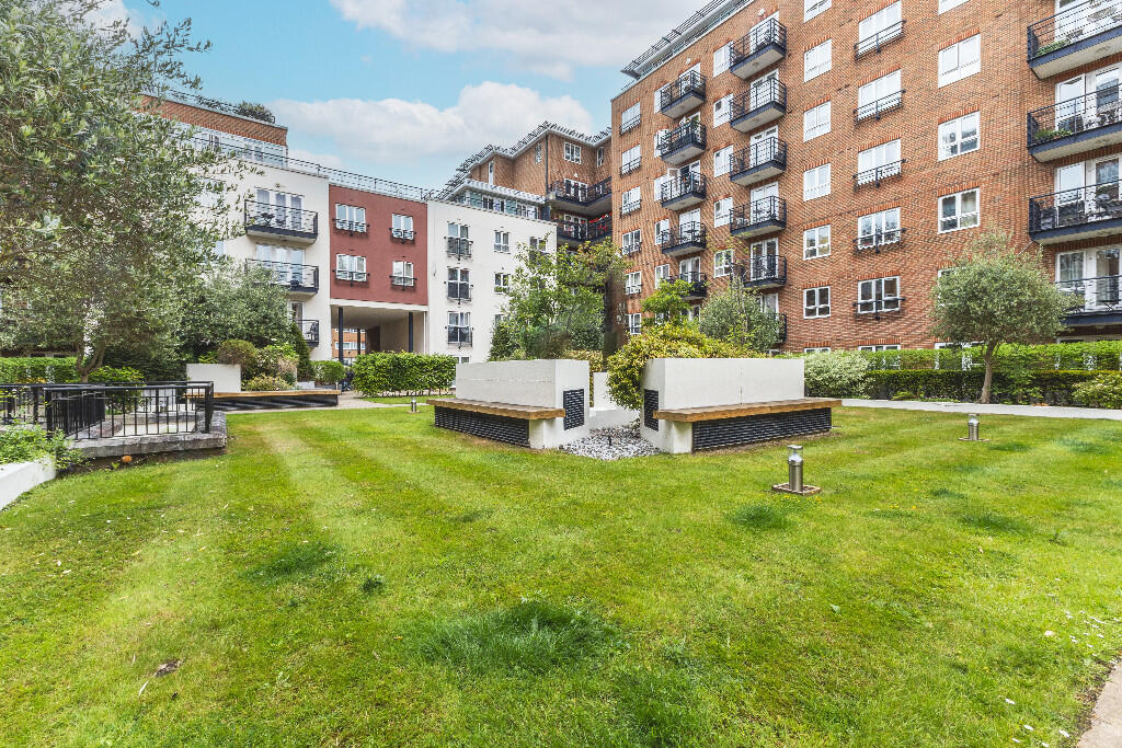 Main image of property: Carisbrooke House, Royal Quarter, Seven Kings Way, Kingston Upon Thames, Surrey, KT2