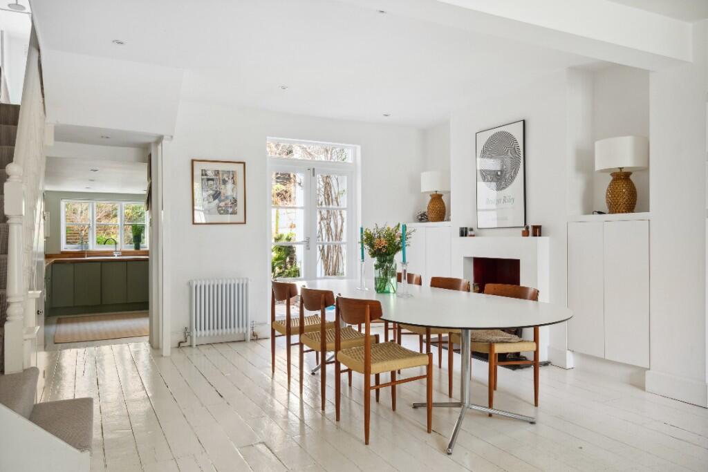 Main image of property: Stowe Road, London, W12