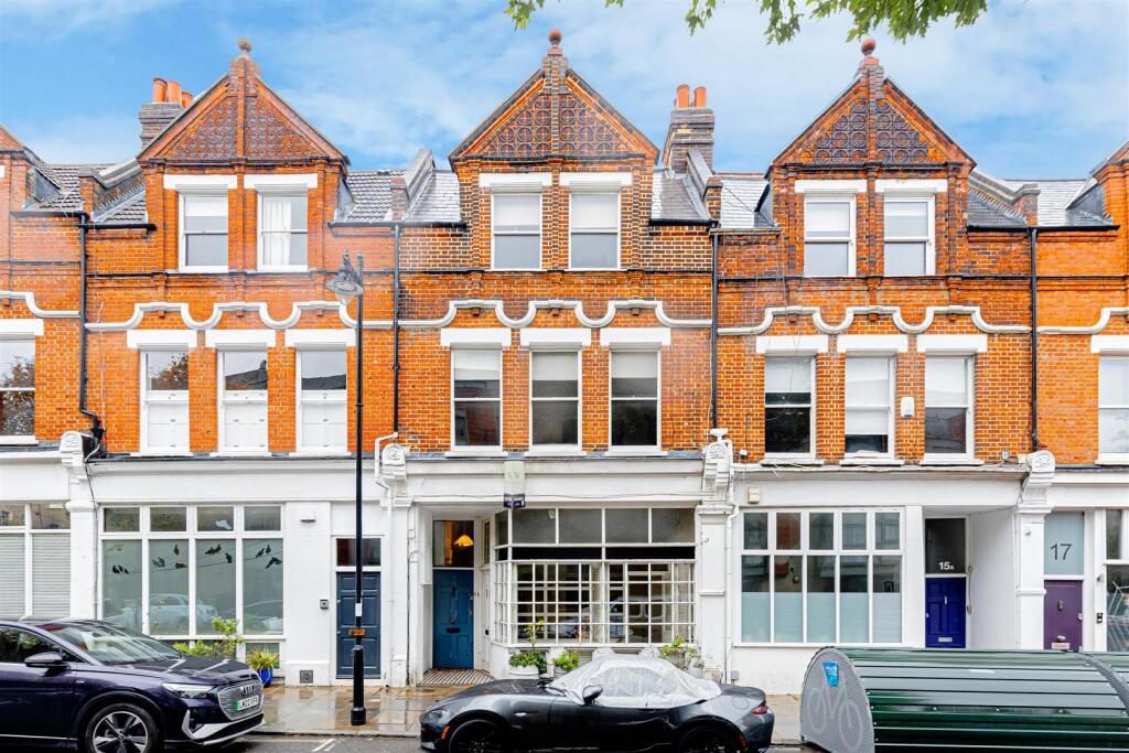 Main image of property: Calabria Road, London