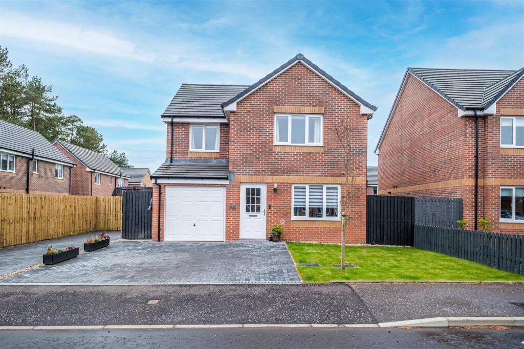 Main image of property: Linen Drive, Stonehouse