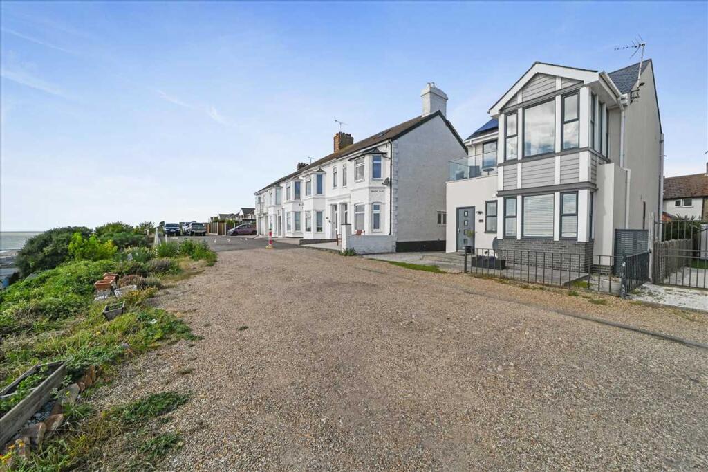 Main image of property: Southcliff Parade, Walton On the Naze
