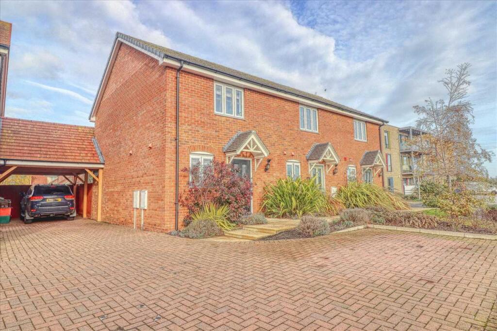 Main image of property: Skippers Way, Walton on the naze