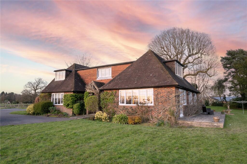 5 bedroom detached house for sale in London Road, Bolney, West Sussex, RH17