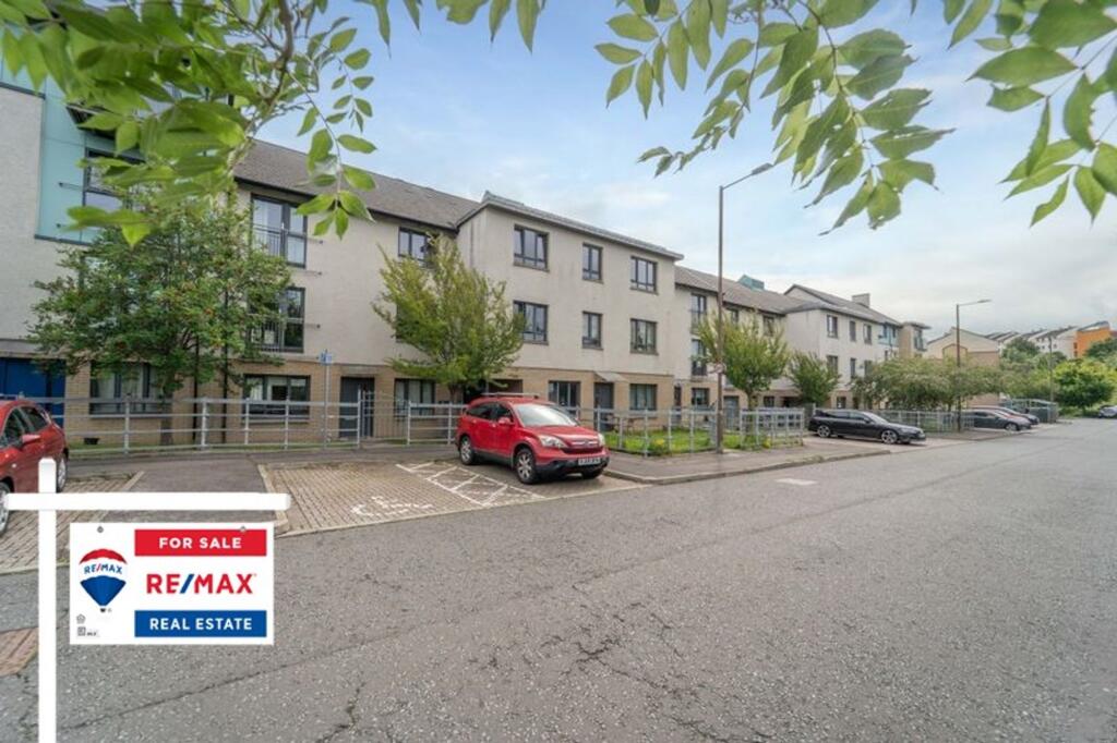 Main image of property: Harvesters Place, Edinburgh, EH14