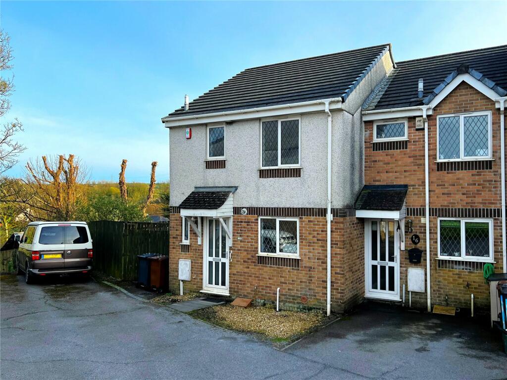 3 bedroom end of terrace house for sale in Harris Way, Lee Mill
