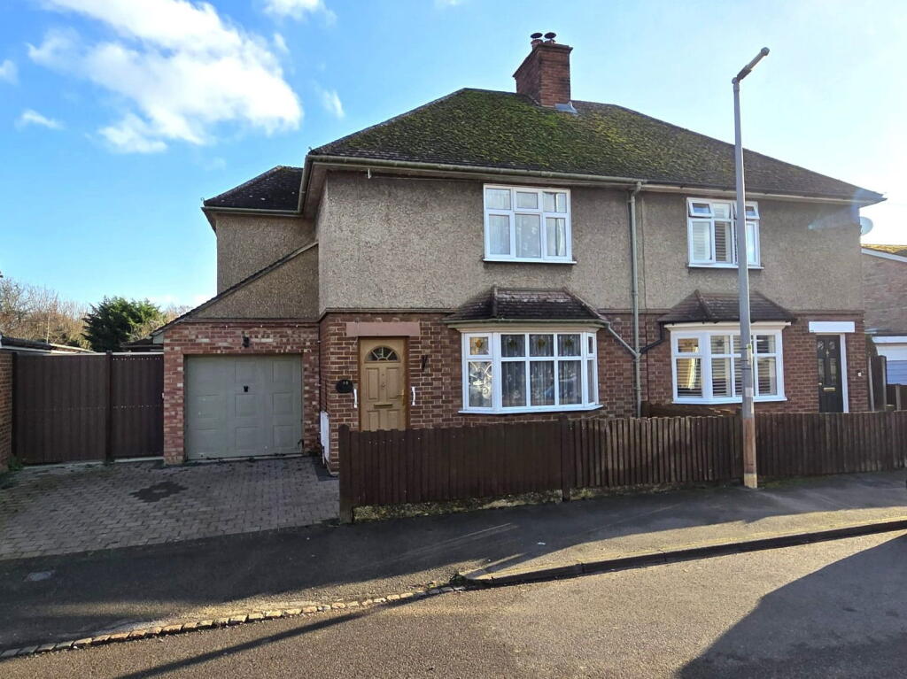 Main image of property: King Street, Potton SG19 2QZ