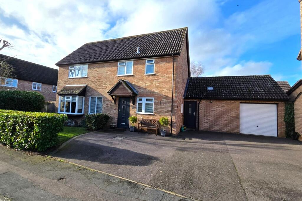 Main image of property: School Close, Gamlingay SG19 3JY
