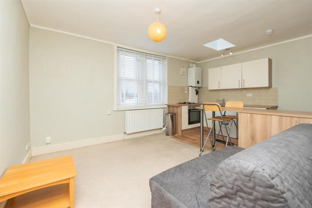 Additional property image - Redland, Bristol