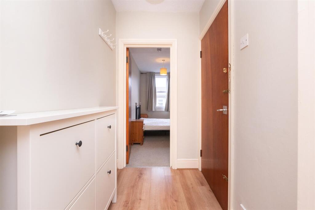 Additional property image - Redland, Bristol