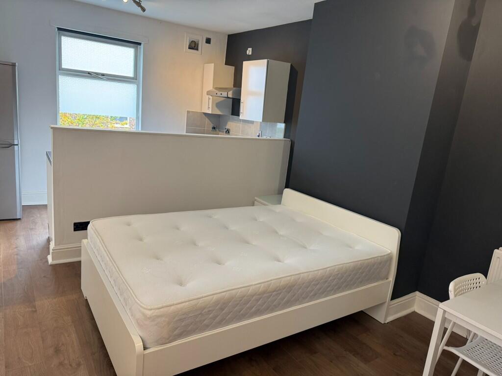 Main image of property: Flat 4, 3 Brentwood, Salford M6 8QU