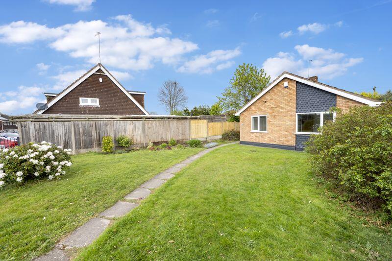 Main image of property: Lapwood Avenue, Kingswinford
