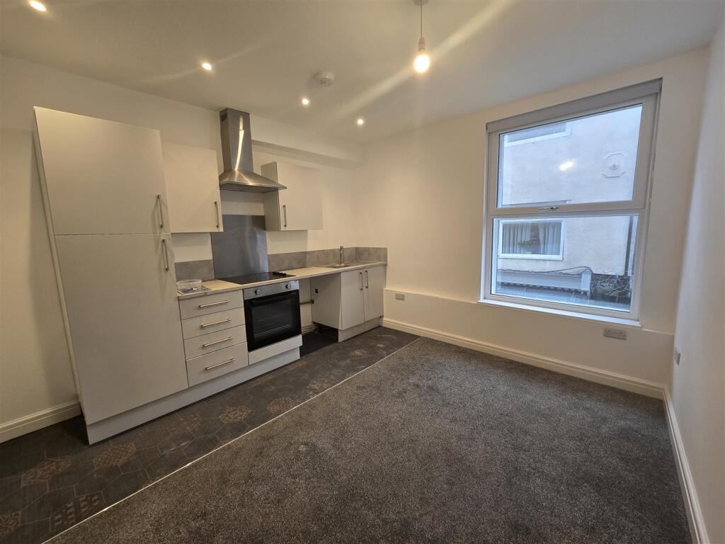 Main image of property: Wood Street, Ashton-under-Lyne