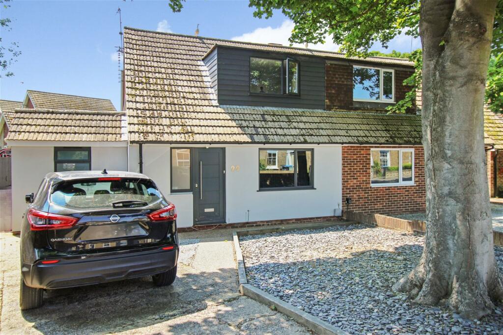 3 bedroom semidetached house for sale in Albion Road, Broadstairs