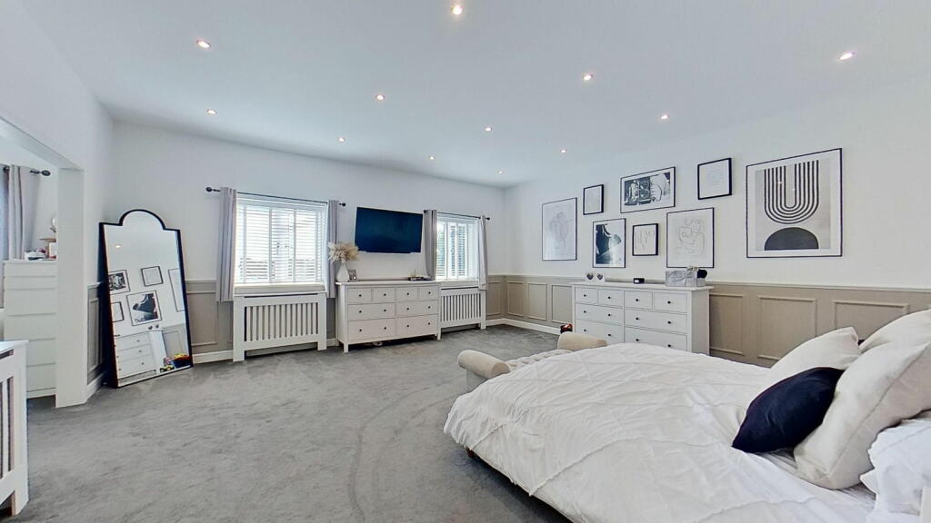 Additional property image - Gloucester Avenue, Margate, CT9 3NW