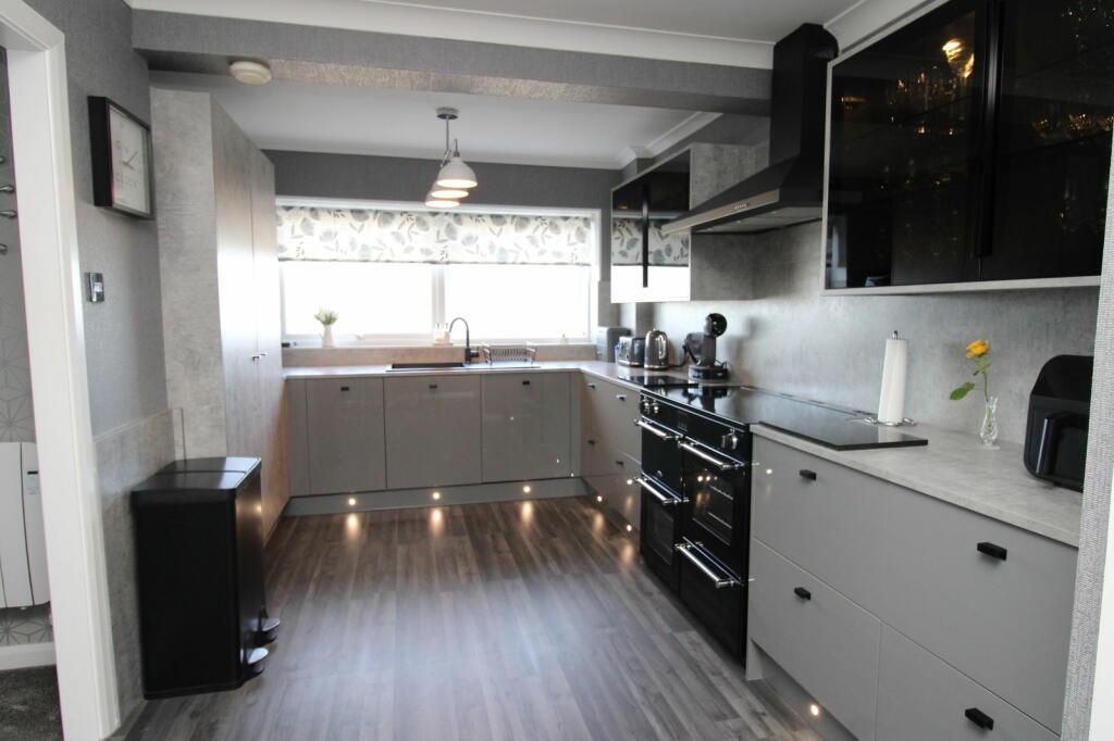Additional property image - Palm Bay Avenue, Margate, CT9 3DG