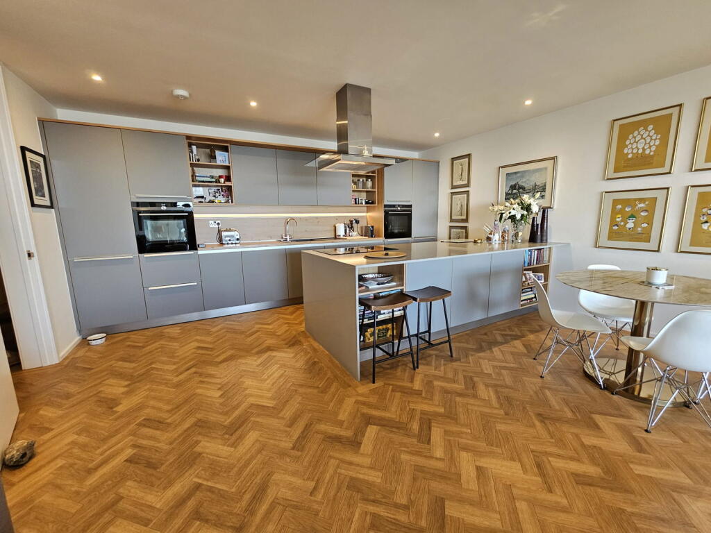 Additional property image - North Foreland Avenue, Broadstairs, CT10 3QT