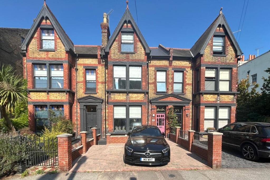 Main image of property: Crescent Road, Ramsgate, CT11 9QU