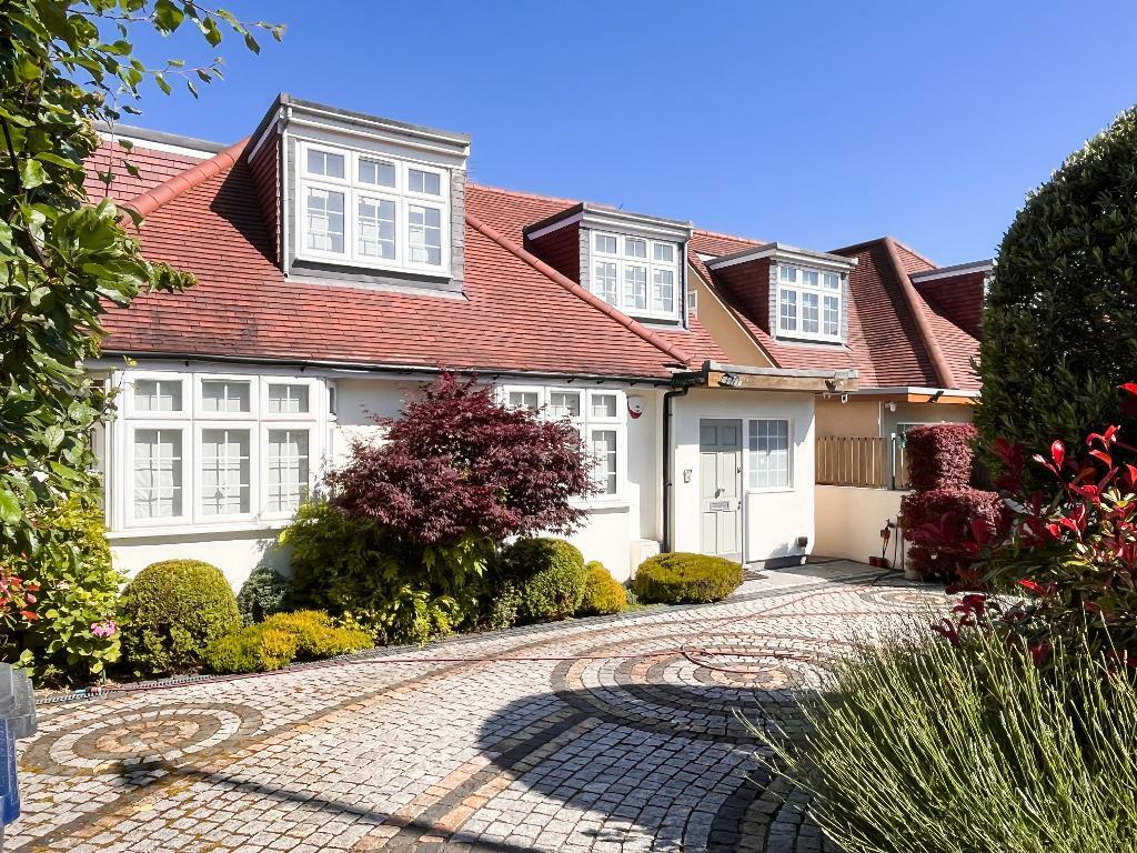 5 bedroom house for sale in The Vale, Golders Green, London, NW11 8TL, NW11
