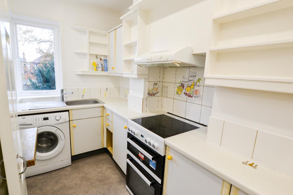 Main image of property: 1st floor rear studio, Claremont Road, London, NW2 1BP