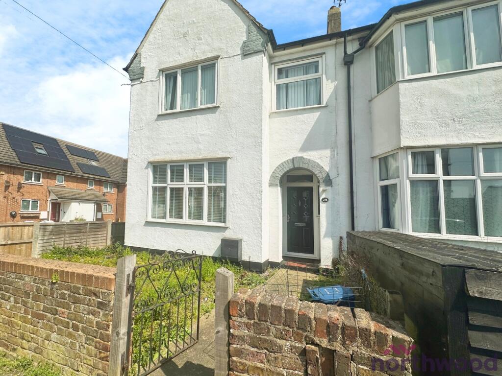 Main image of property: Westcliff Park Drive, Westcliff-on-Sea, SS0