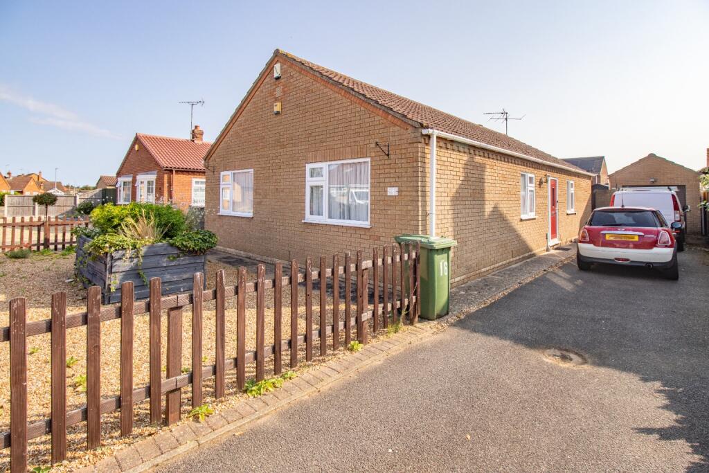 Main image of property: Earl Close, Dersingham, King's Lynn, Norfolk, PE31