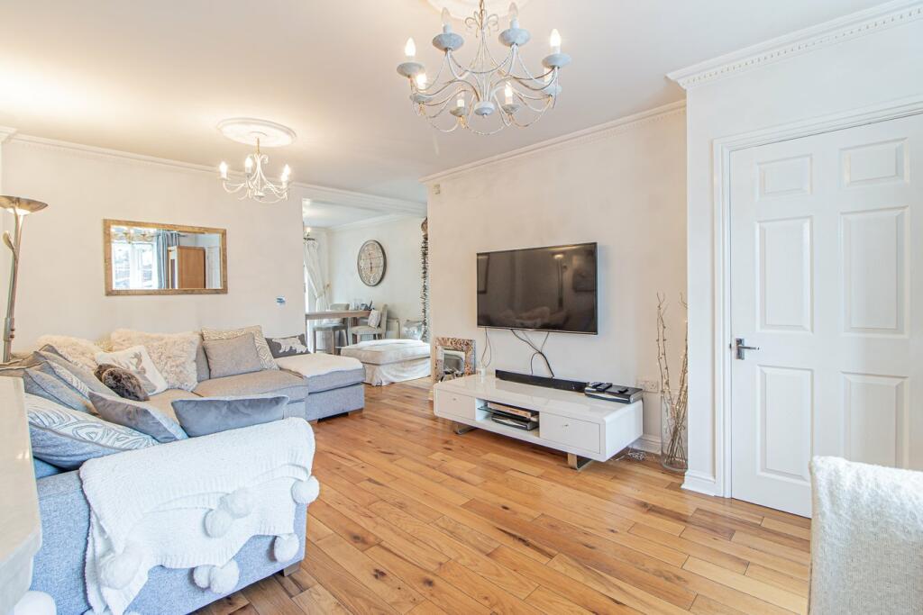 Additional property image - Gwern Heulog, Tonyrefail, Porth, CF39