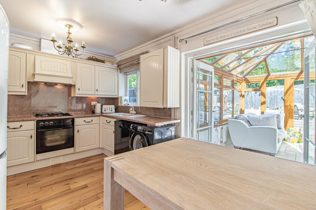 Additional property image - Gwern Heulog, Tonyrefail, Porth, CF39