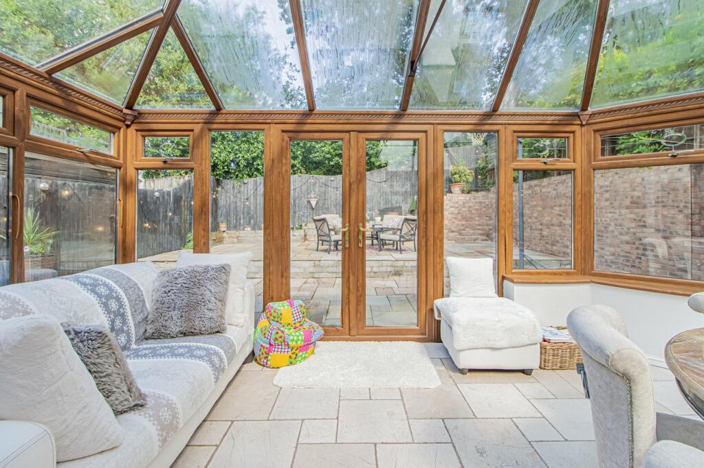 Additional property image - Gwern Heulog, Tonyrefail, Porth, CF39