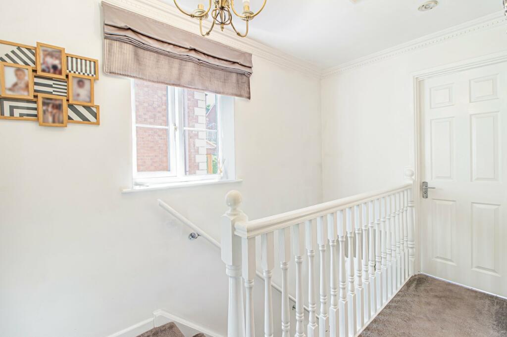 Additional property image - Gwern Heulog, Tonyrefail, Porth, CF39
