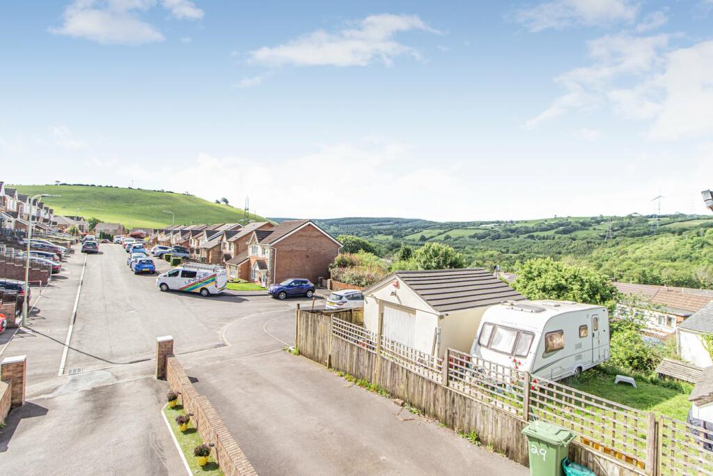 Additional property image - Gwern Heulog, Tonyrefail, Porth, CF39