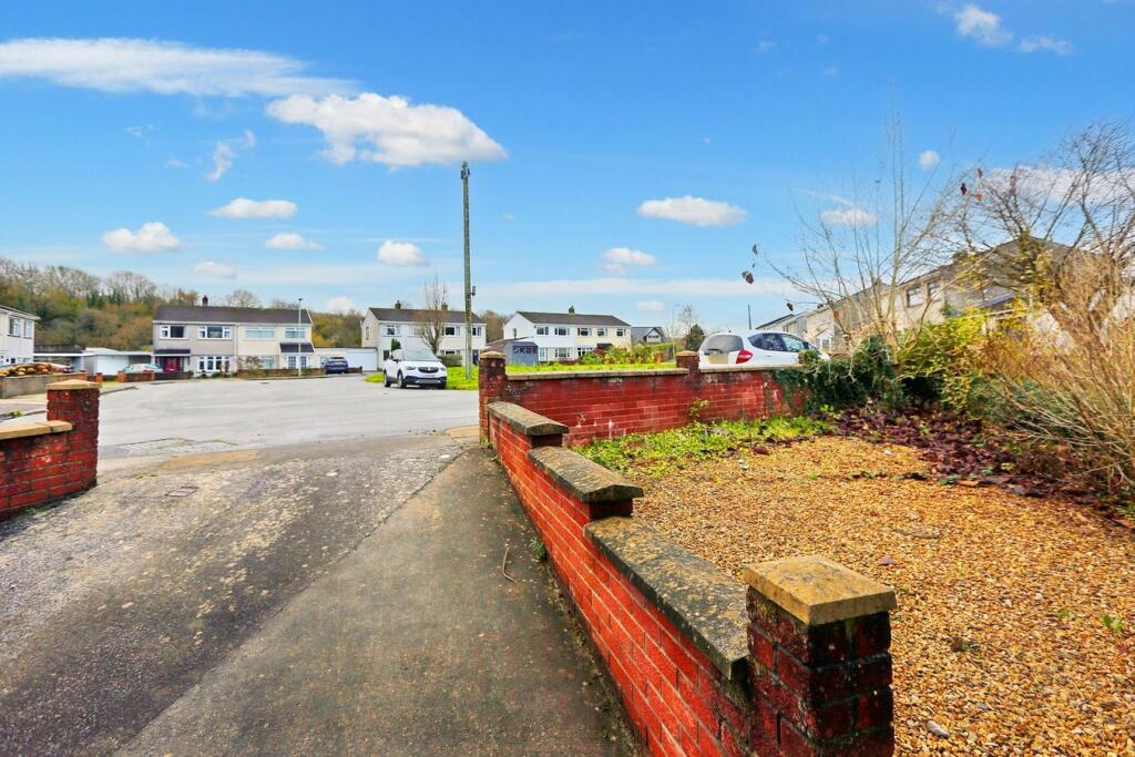 Additional property image - Rhyd Y Nant, Pontyclun, CF72