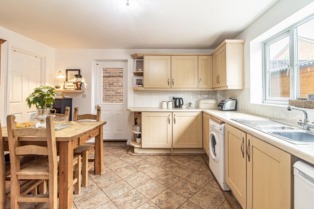 Additional property image - Acorn Close, Miskin, Pontyclun, CF72