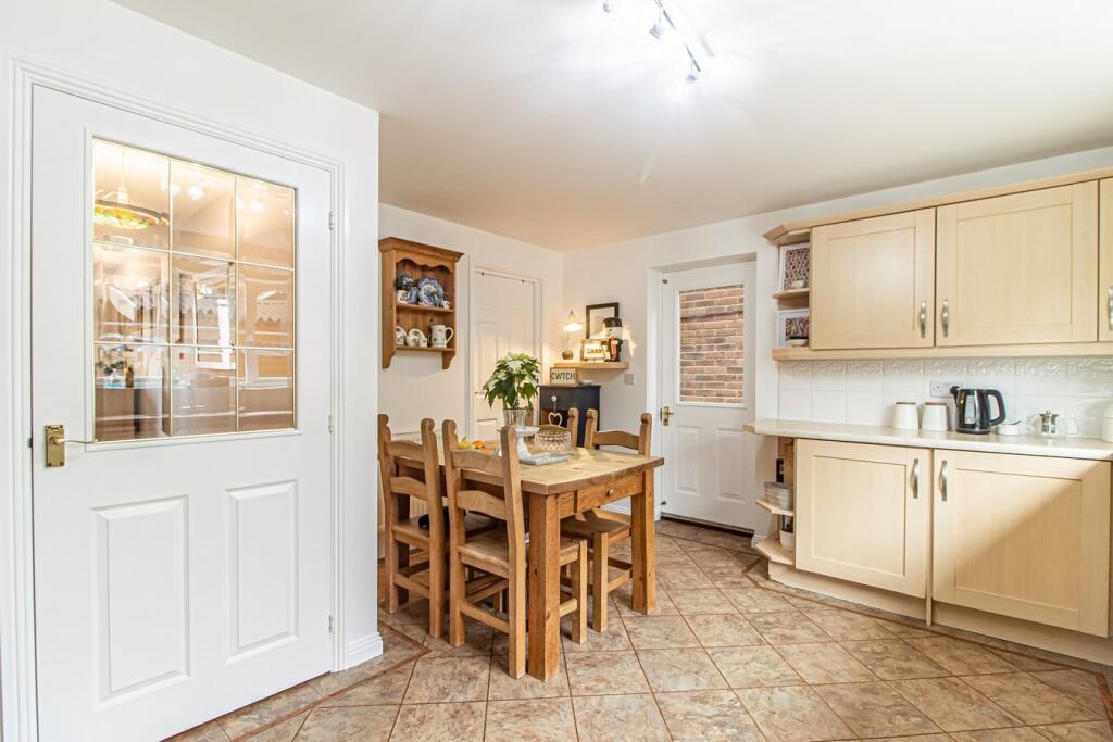 Additional property image - Acorn Close, Miskin, Pontyclun, CF72
