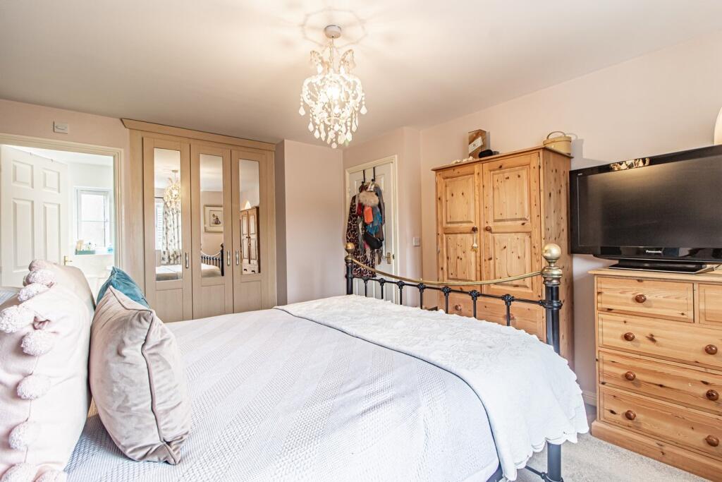 Additional property image - Acorn Close, Miskin, Pontyclun, CF72
