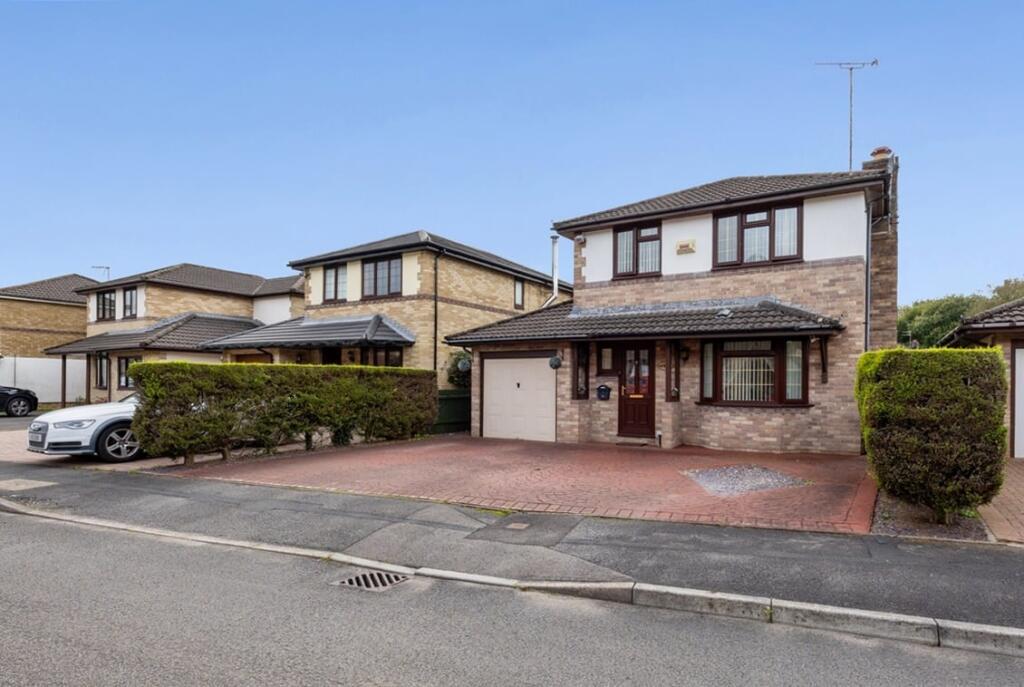 Main image of property: Ynysddu, Pontyclun, CF72