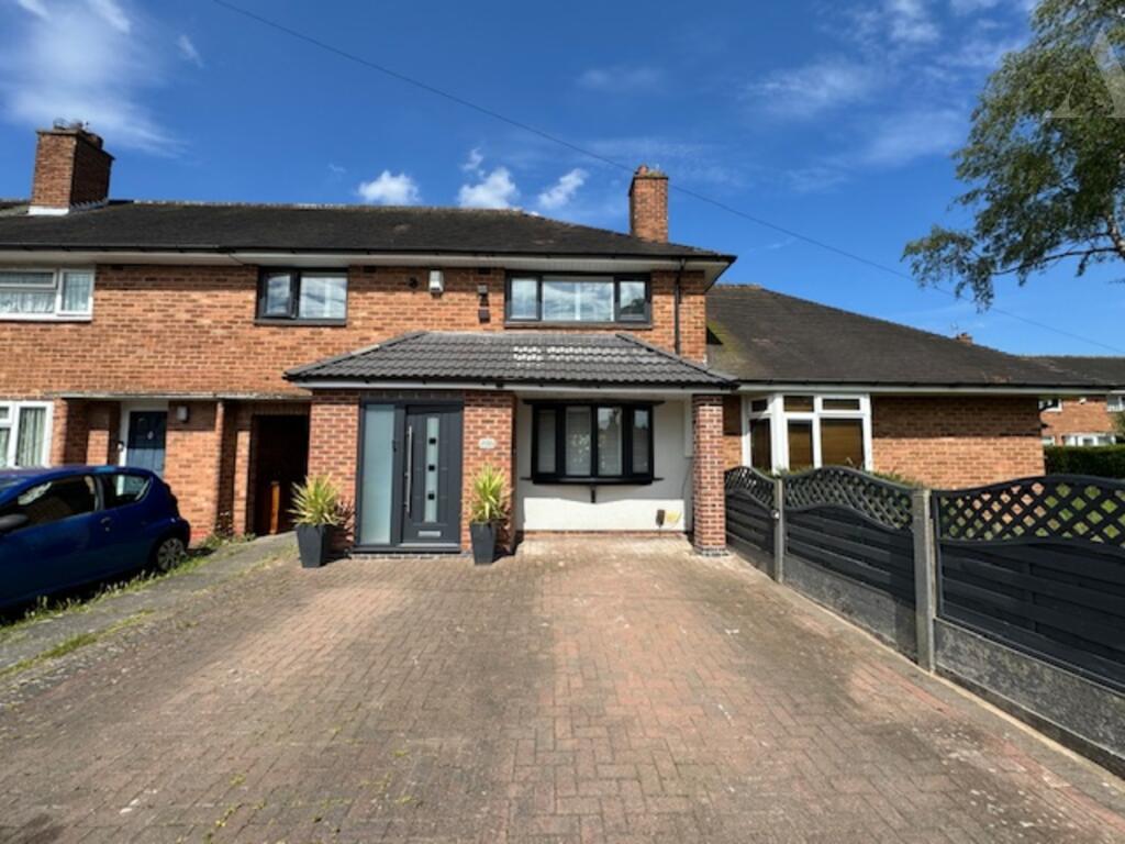3 bedroom terraced house for sale in Hall Hays Road, Shard End